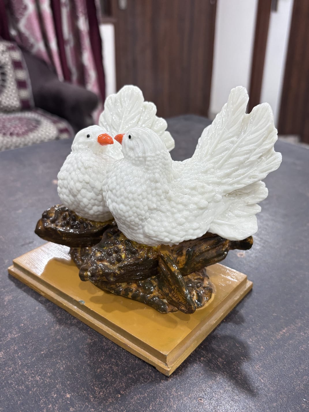 Love Birds Figurine – Handcrafted, 7 Inch