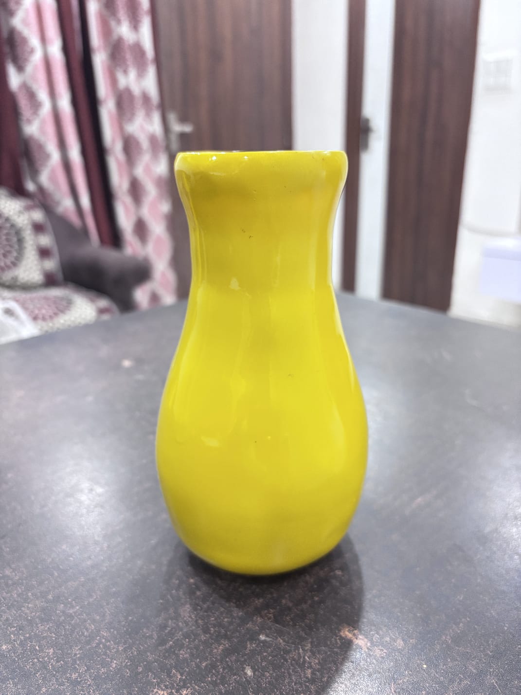 Vastu Vase Small – Handcrafted Figurine, 7.5 Inch