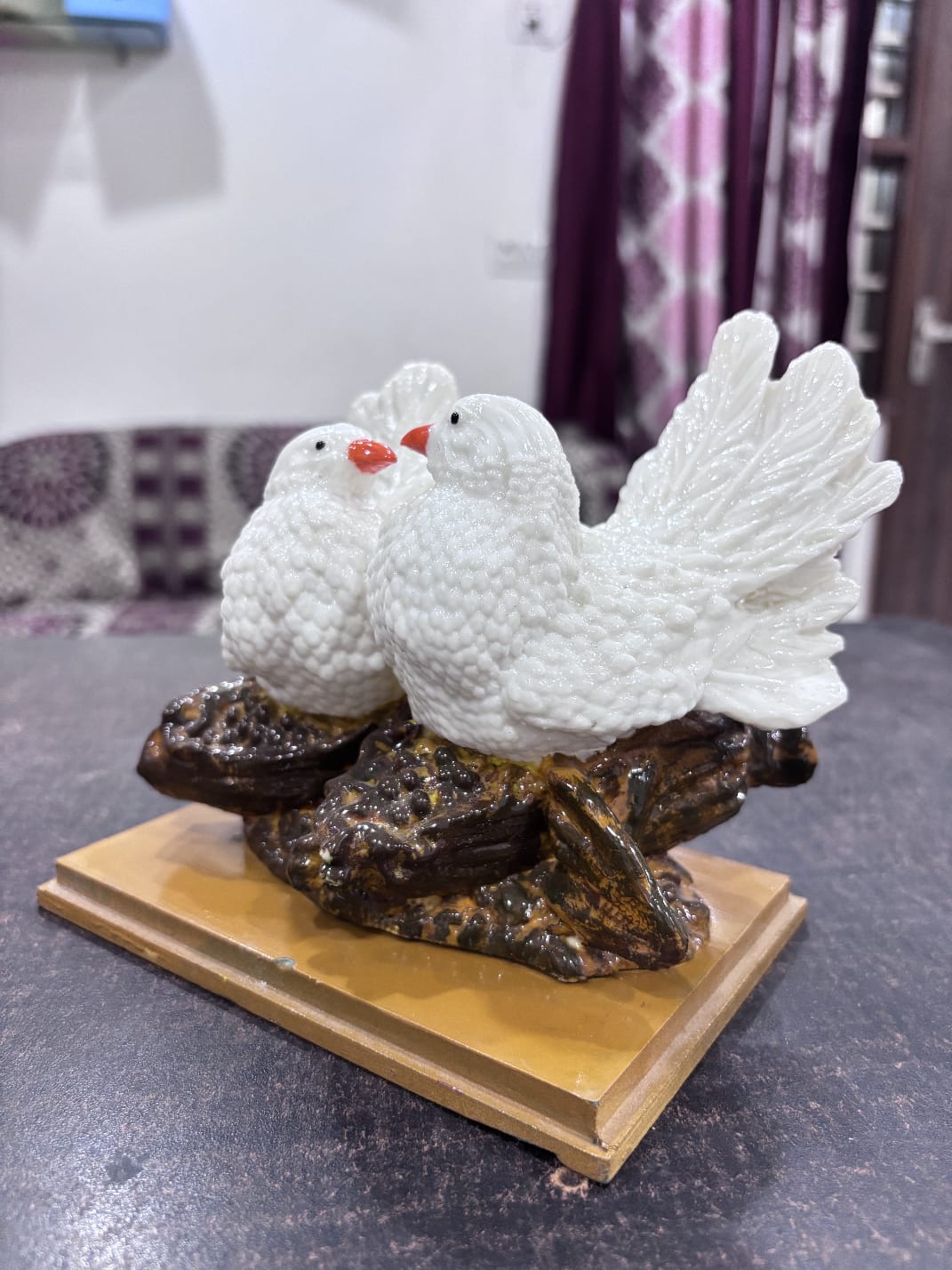 Love Birds Figurine – Handcrafted, 7 Inch