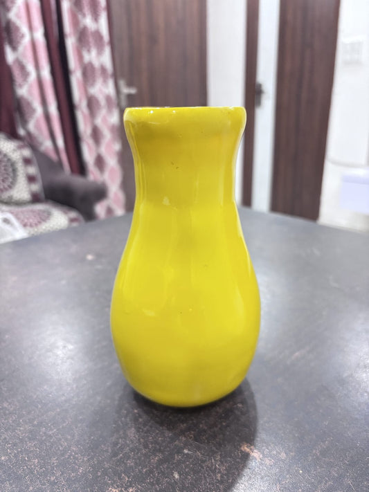 Vastu Vase Small – Handcrafted Figurine, 7.5 Inch