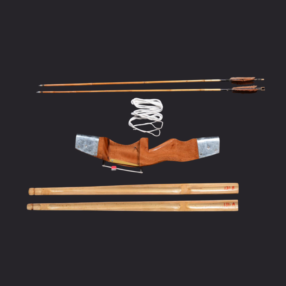 R1928 Bow 69" with 2 Arrows