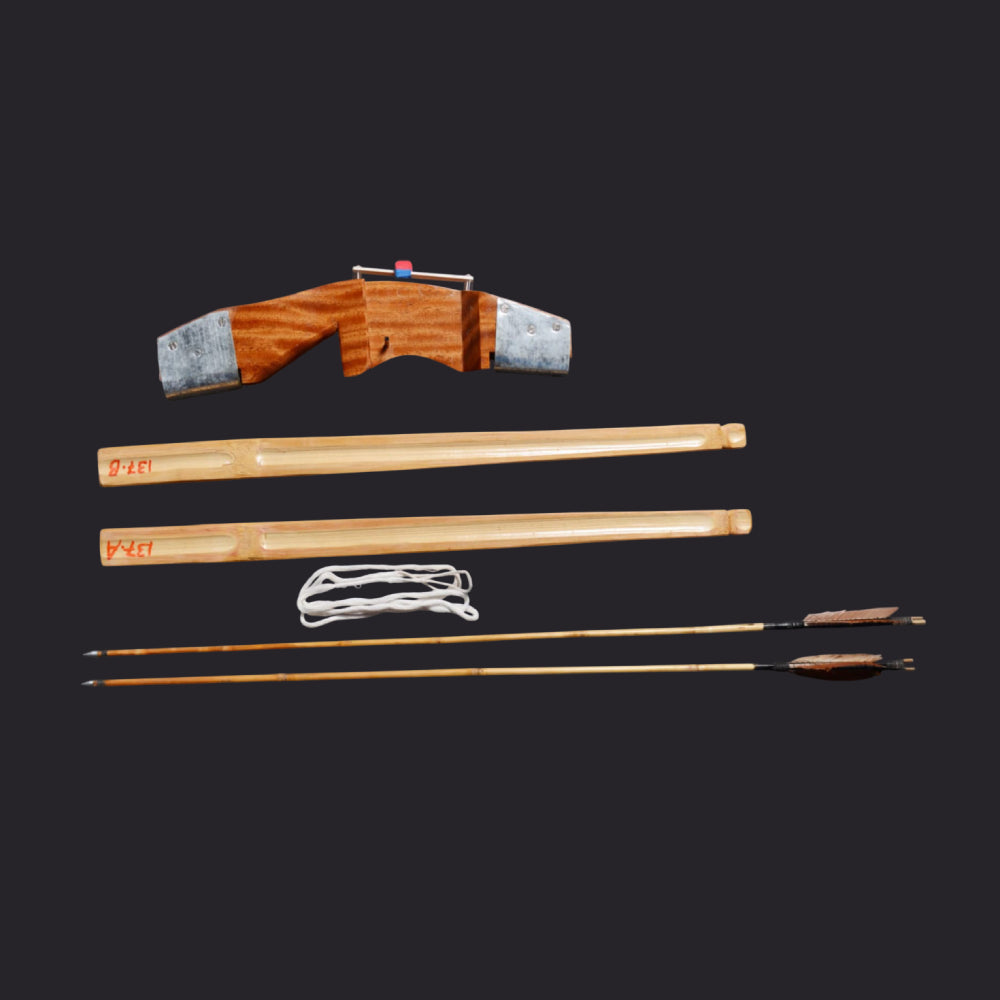 R1526 Bow 61" with 2 Arrows